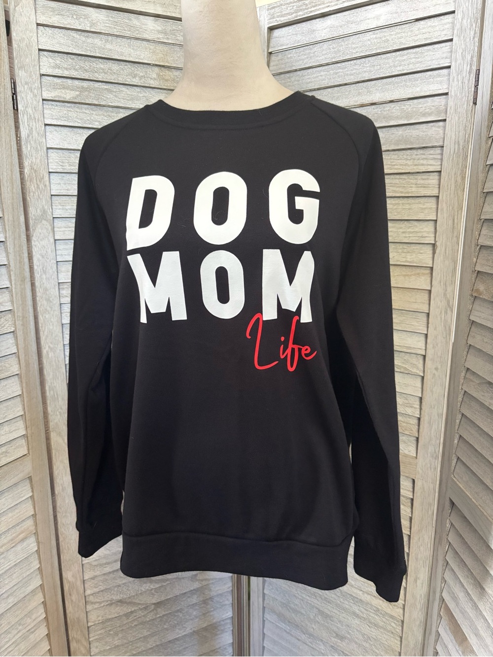 Black "Dog Mom Life" Graphic Sweatshirt by Freeze XL (Like New) Cozy Comfy Gift